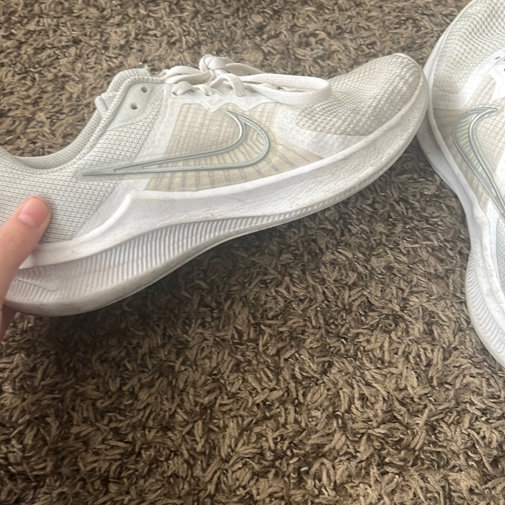 brand: nike size: 4.5